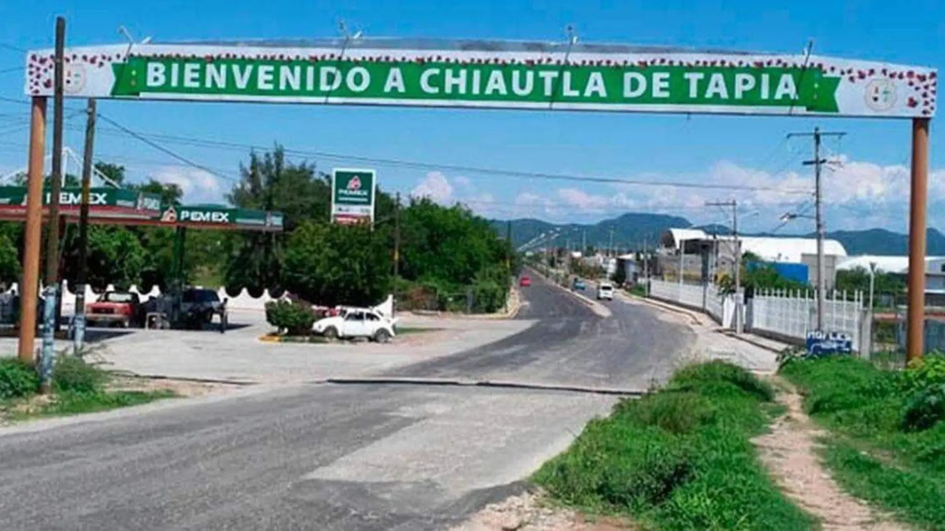 Restos humanos fueron hallados en un predio ubicado sobre la carretera Huehuetlán-Chiautla